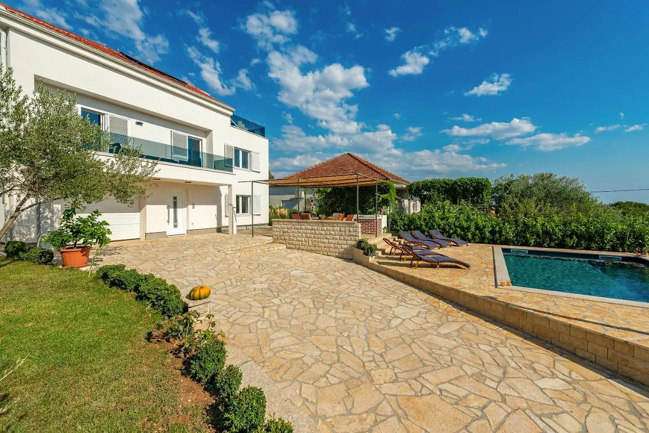 Apartments Luka & Lorena Galovac