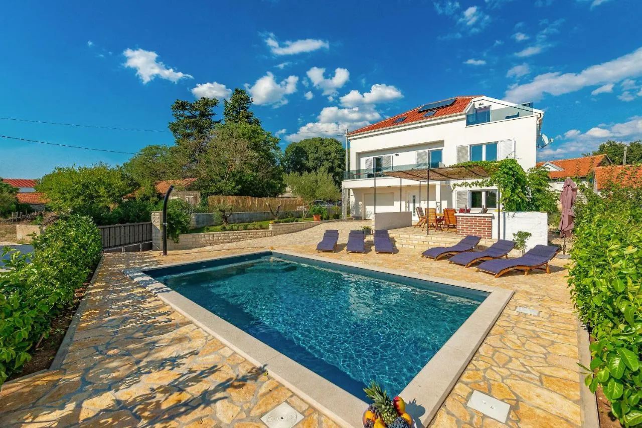 Apartments Luka & Lorena Galovac